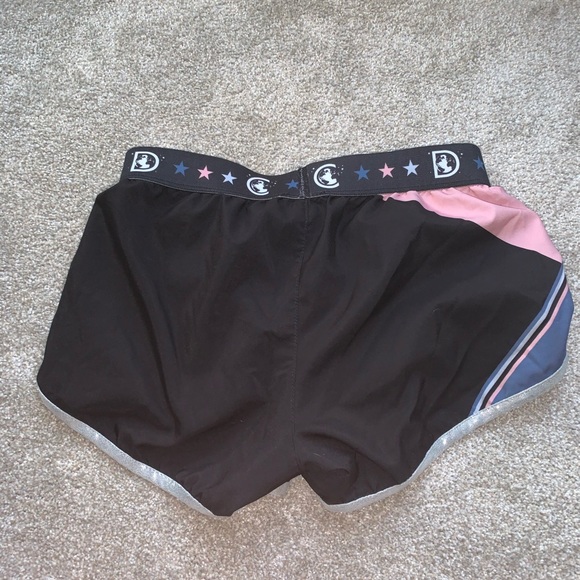 Worlds track shorts - Varsity - Picture 2 of 3